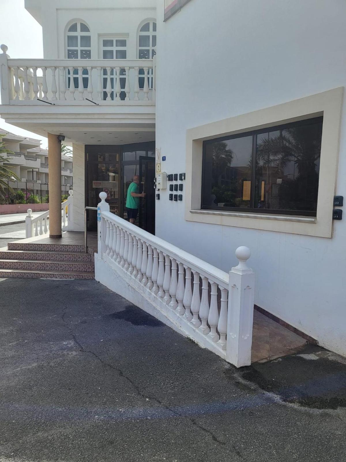 Chill Out Tenerife Sud - Monolocale Con Piscina Riscaldata Costa Del Silencio Ngoại thất bức ảnh
